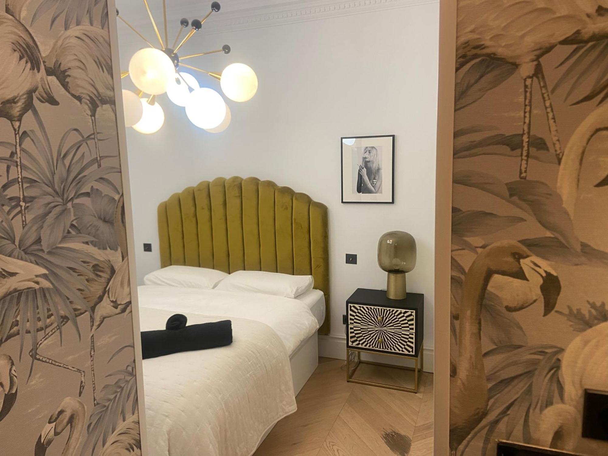 Luxury Apartment In Gran Via Мадрид Екстериор снимка