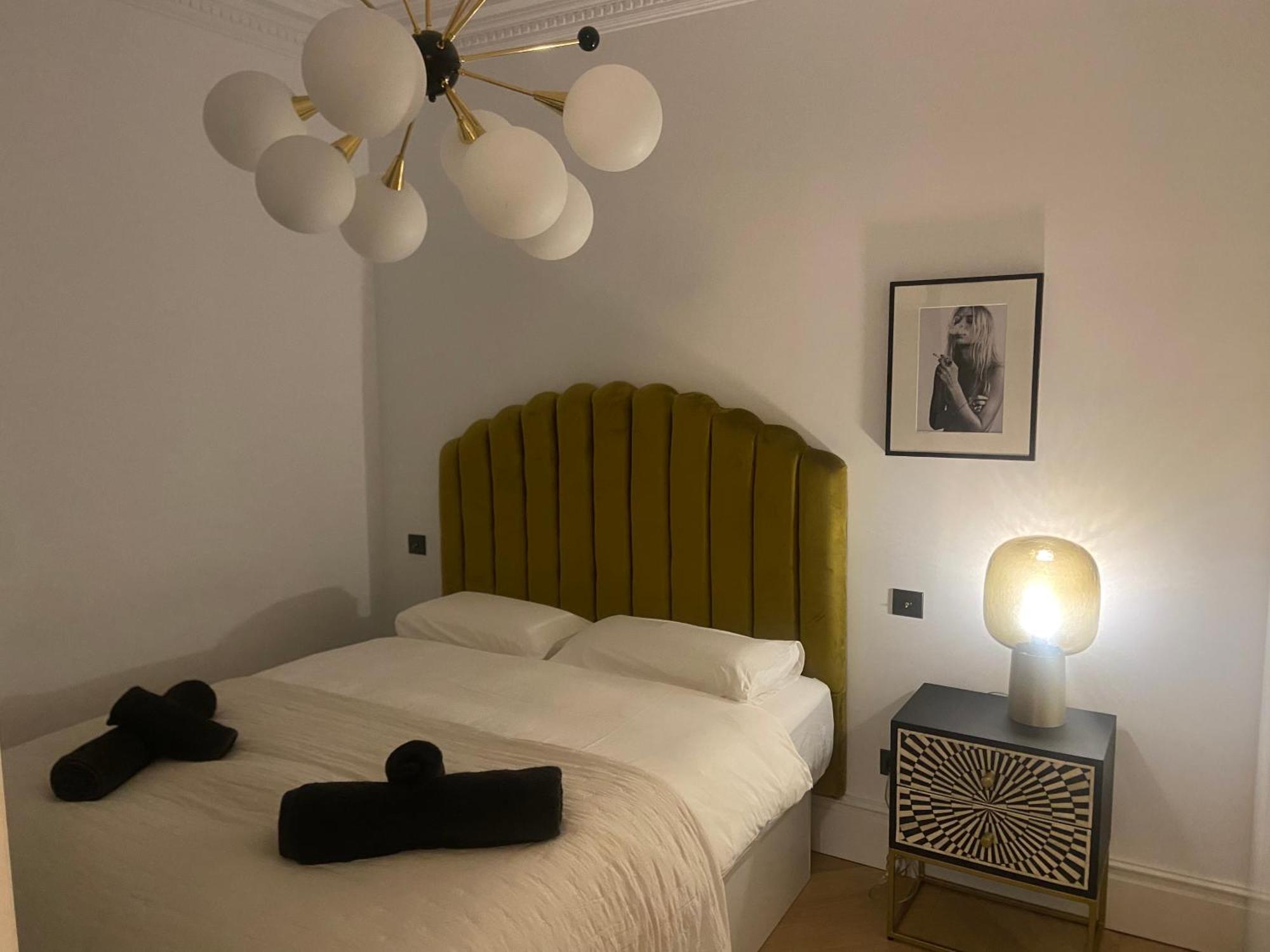 Luxury Apartment In Gran Via Мадрид Екстериор снимка