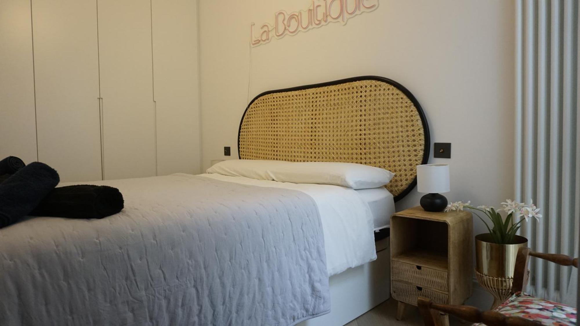 Luxury Apartment In Gran Via Мадрид Екстериор снимка